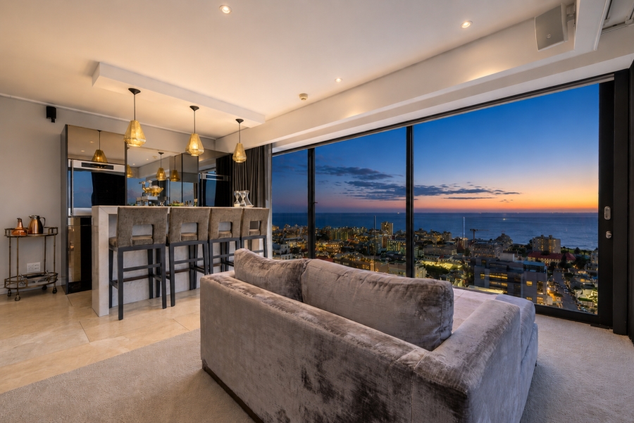3 Bedroom Property for Sale in Sea Point Western Cape